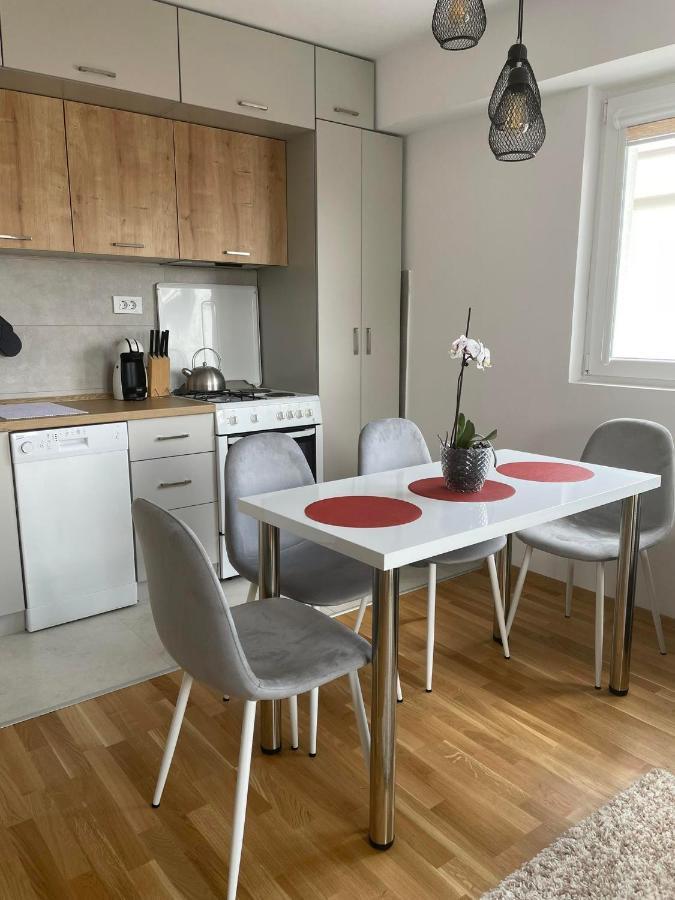 Luna Apartment By Sienna Skopje Eksteriør billede